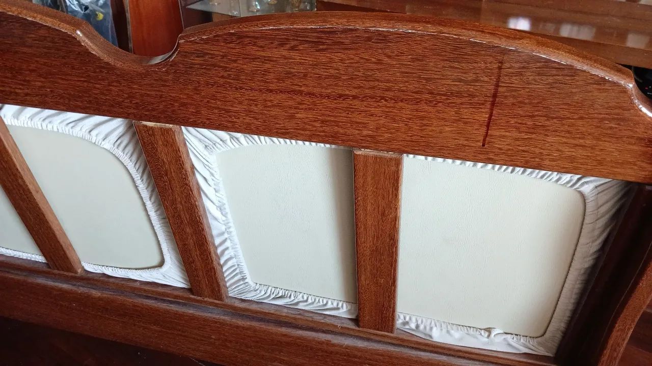 Sofa de madeira - Foto 3