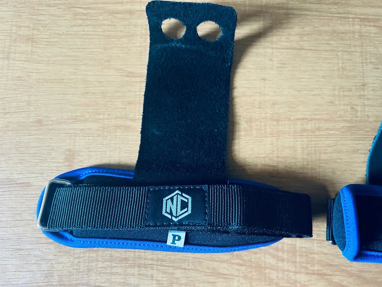 Luvas Grip Cross Pull Up Couro Protetor Palmar 2 Furos 