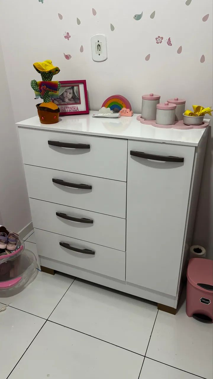 Quarto Completo de Bebê Branco - Berço + Guarda-Roupa + Cômoda