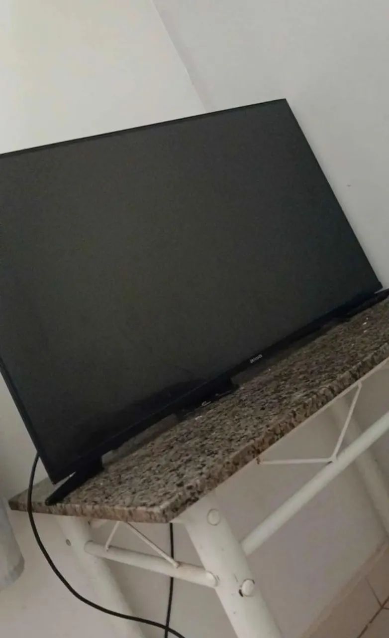 Vendo TV 43 POLEGADAS- COM DEFEITO