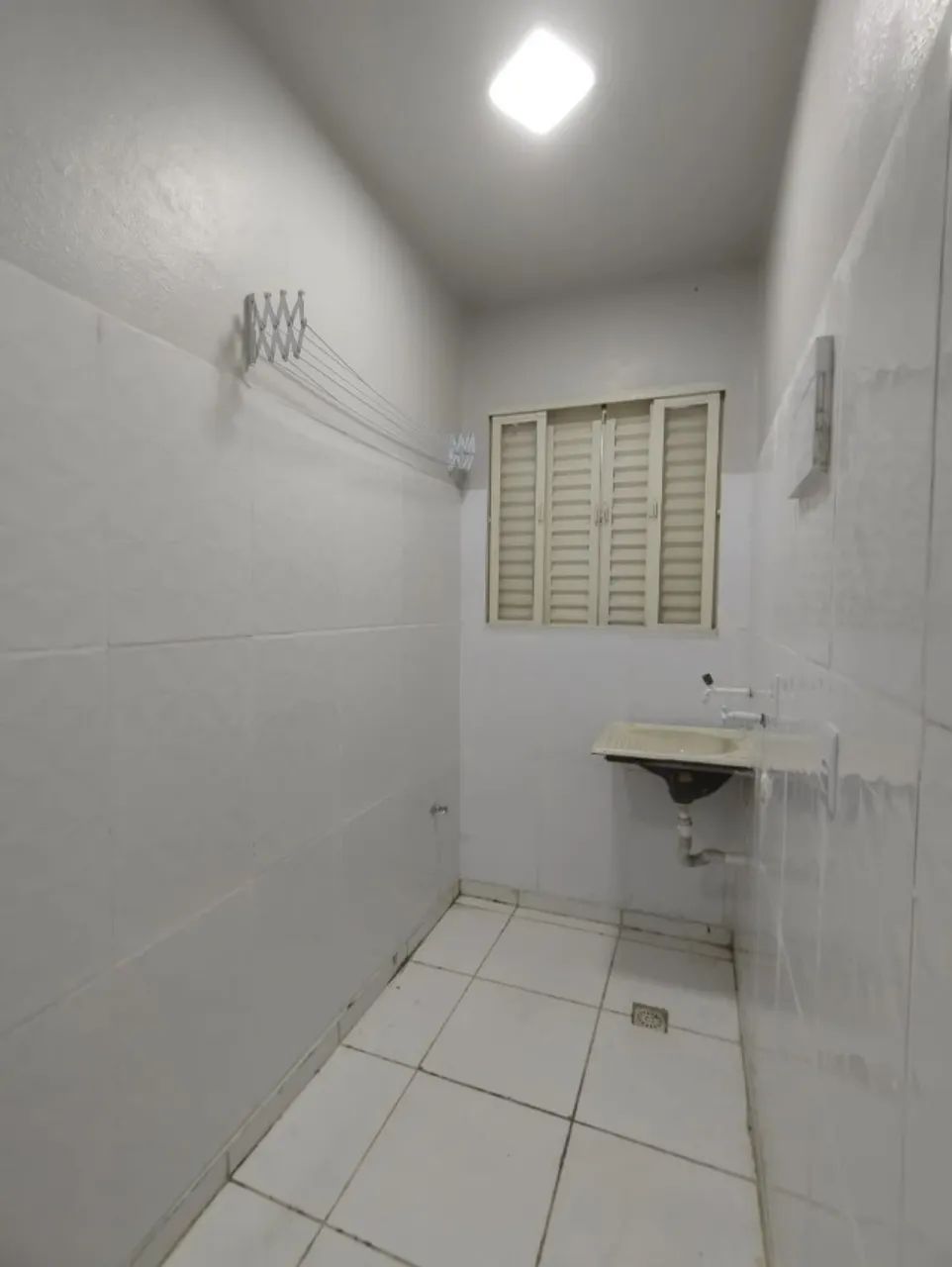 ALUGA-SE APARTAMENTO NO CIDADE SATÉLITE BLOCO MAKUNAIMA  - Foto 4
