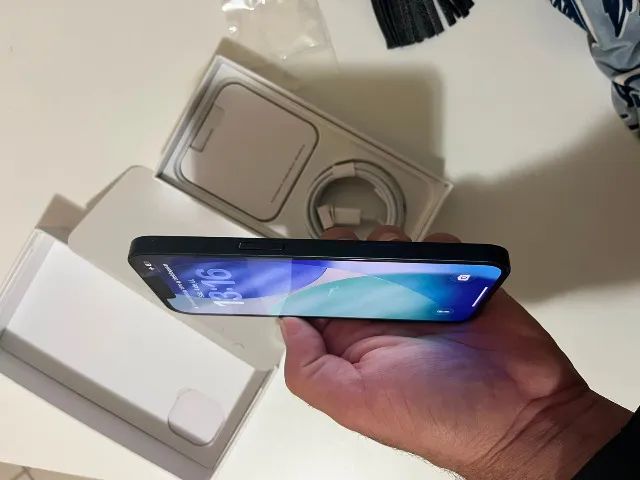 iPhone 13 com 256GB + NFE e caixa original - Foto 2