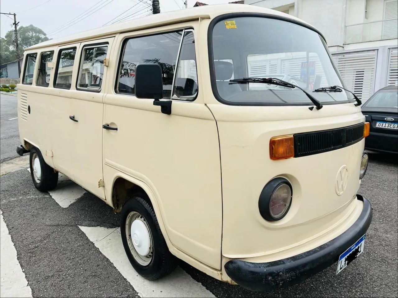 Volkswagen Kombi Standard/ Luxo/ Serie Prata 1996