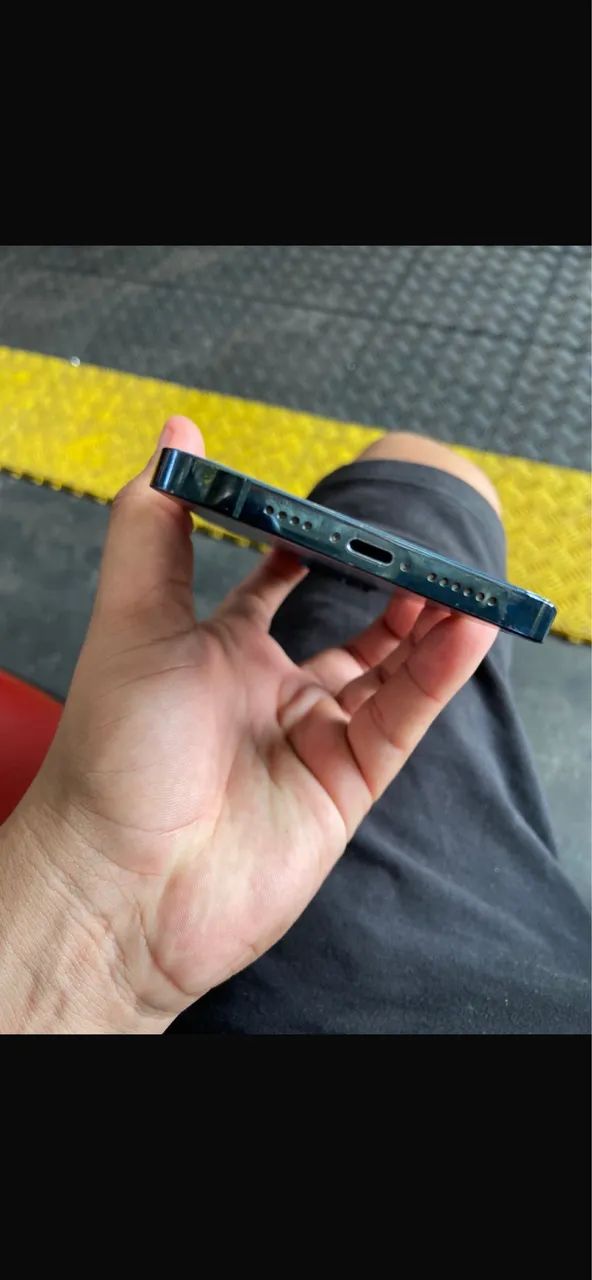 iPhone 12 Pro Max - Foto 2