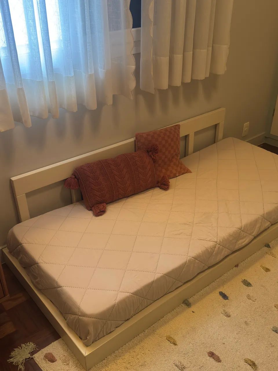 Cama auxiliar branca madeira - Foto 3
