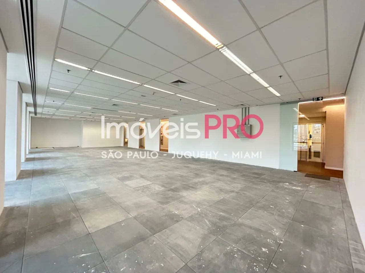 Conj. Comercial, Cidade Jardim - São Paulo
