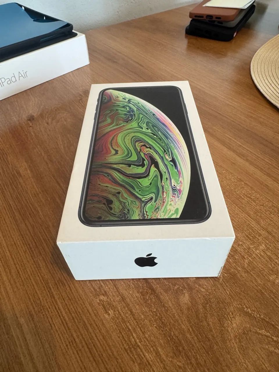 iPhone XS Max 64GB Space Gray + Caixa + Capinhas e Películas - Foto 2