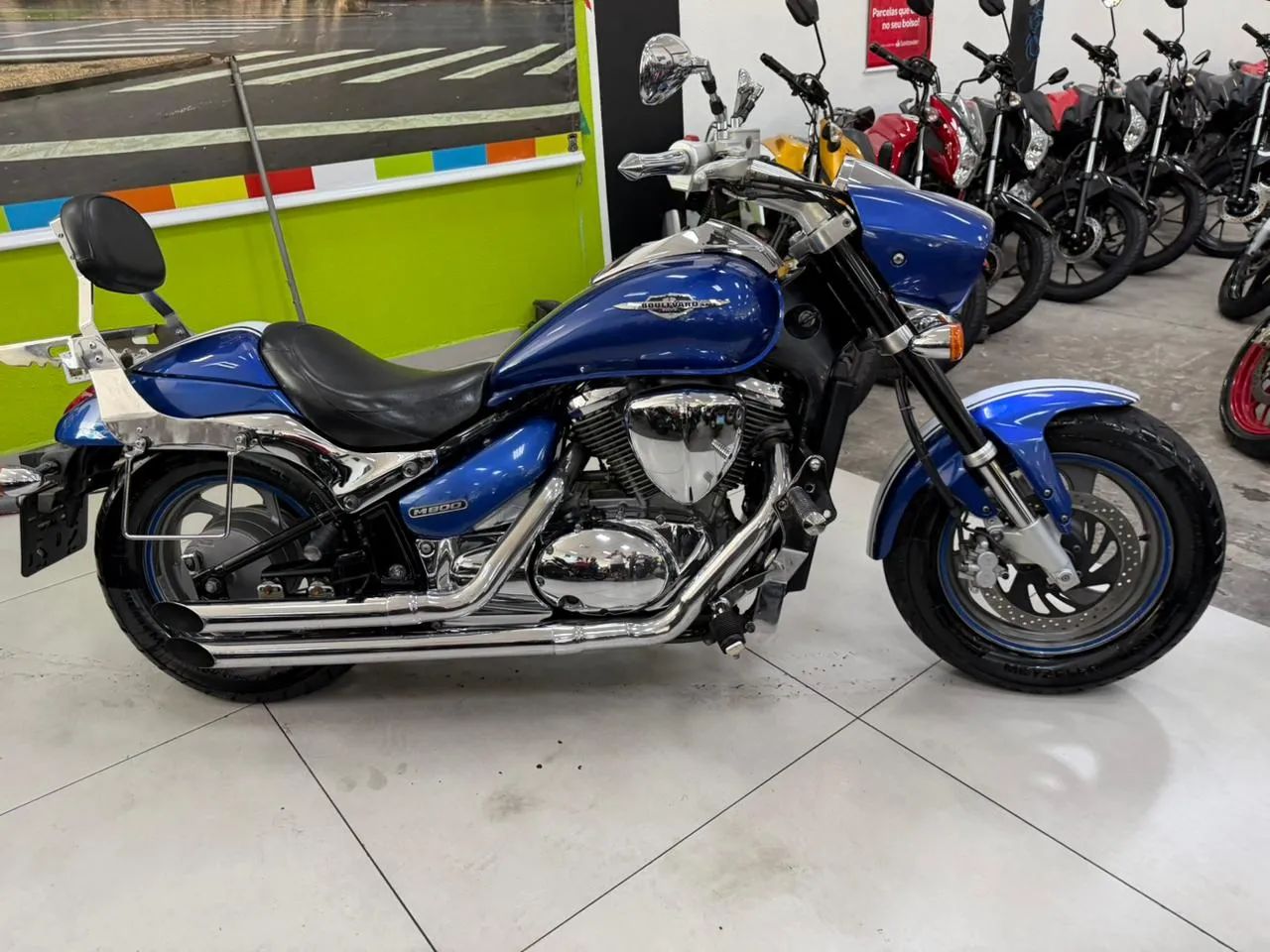 SUZUKI BOULEVARD M800