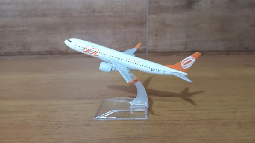 AVIÃO MINIATURA GOL - 16cm  PRESENTE, DECORAÇÃO E DESTAQUE - Foto 5