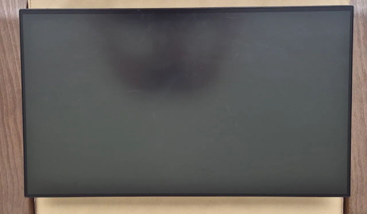 Monitor Dell Ultrasharp U2422H com Hub com defeito - Foto 5