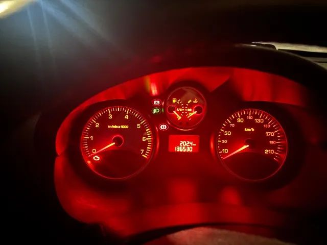 Peugeot 207 Active 1.4 Flex 8V 5P 2014 - Foto 5