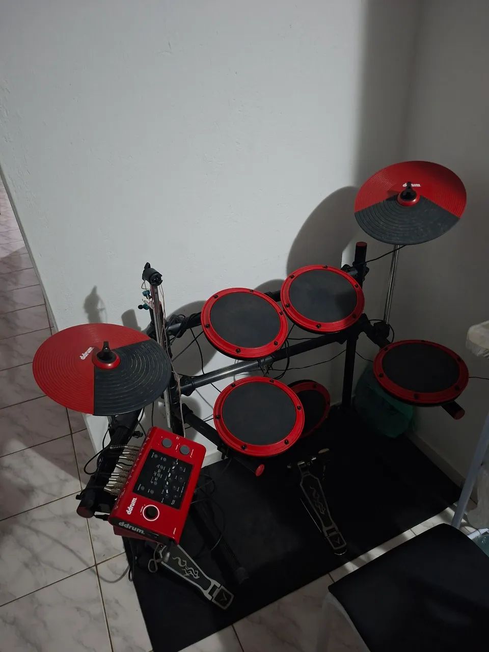 Bateria eletrônica ddrum 
