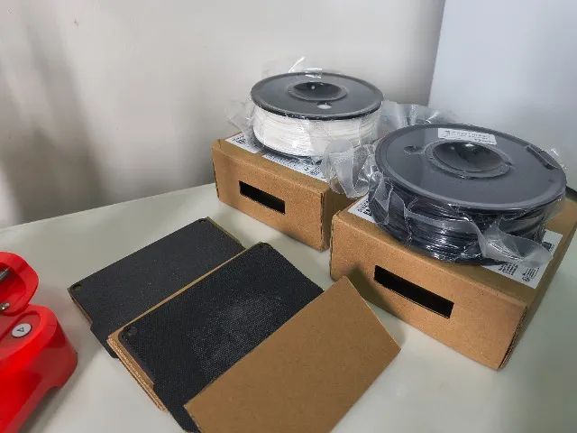 Impressora 3D Easythreed K7 + Upgrades (PEI) + 2 Filamentos - Funcionando perfeitamente - Foto 2