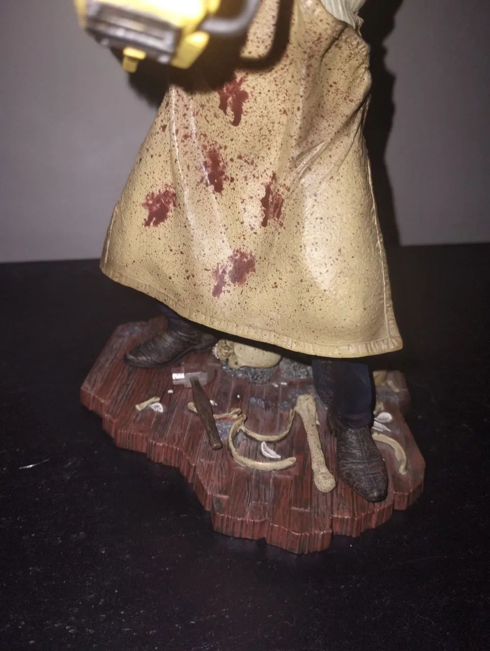 Neca cult clássics leatherface  - Foto 2