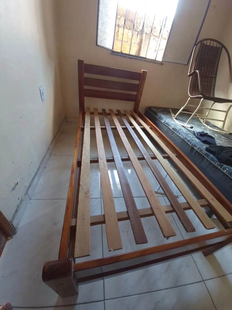 Vendo cama para solteiro ou crianças  - Foto 3