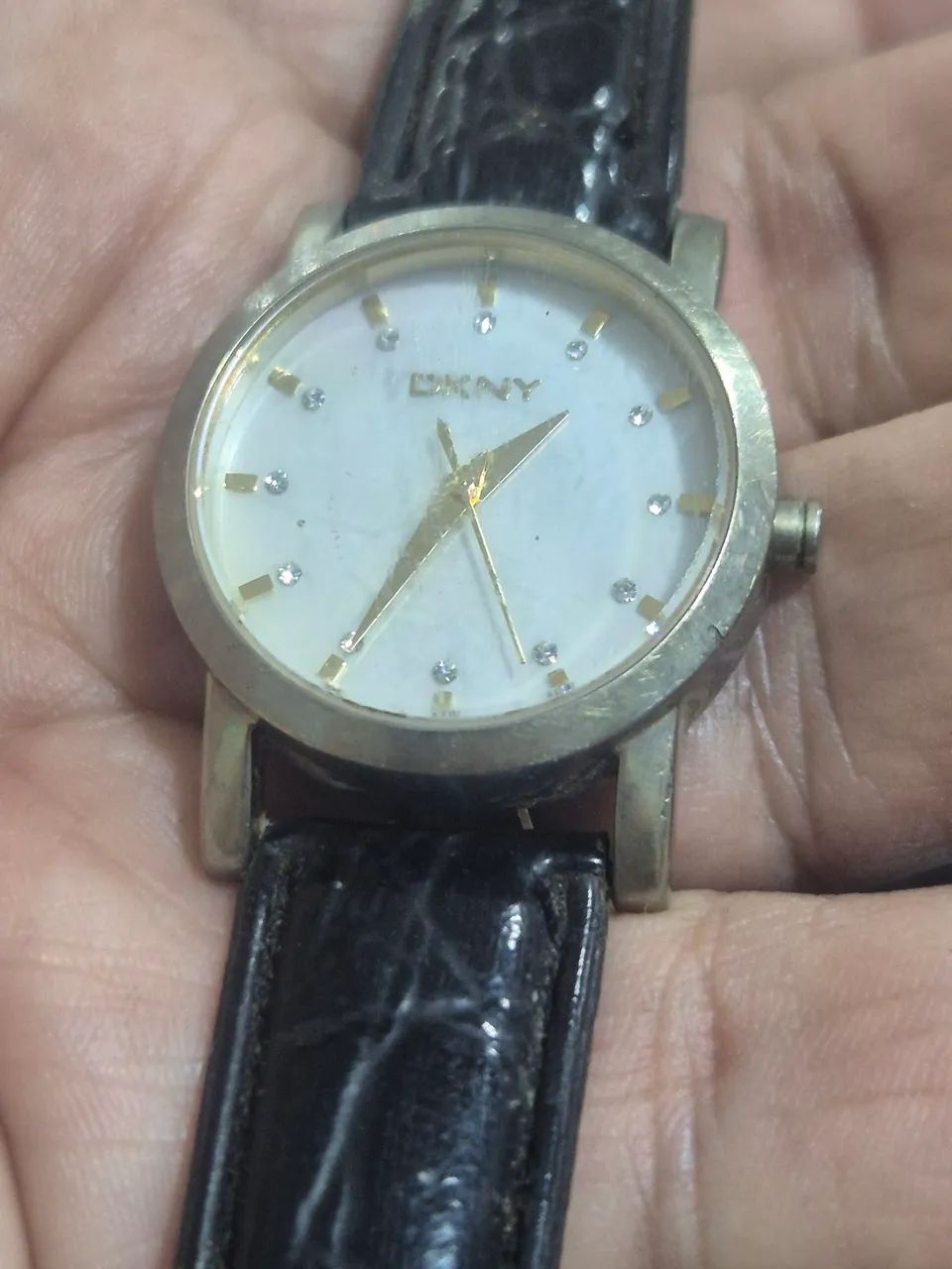 Relógio DONNA KARAN NEW YORK  "DKNY"  À QUARTZ  -  FUNCIONANDO PERFEITAMENTE - Foto 4
