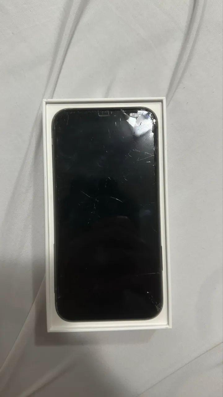 iPhone 11 128gb com caixa  - Foto 2