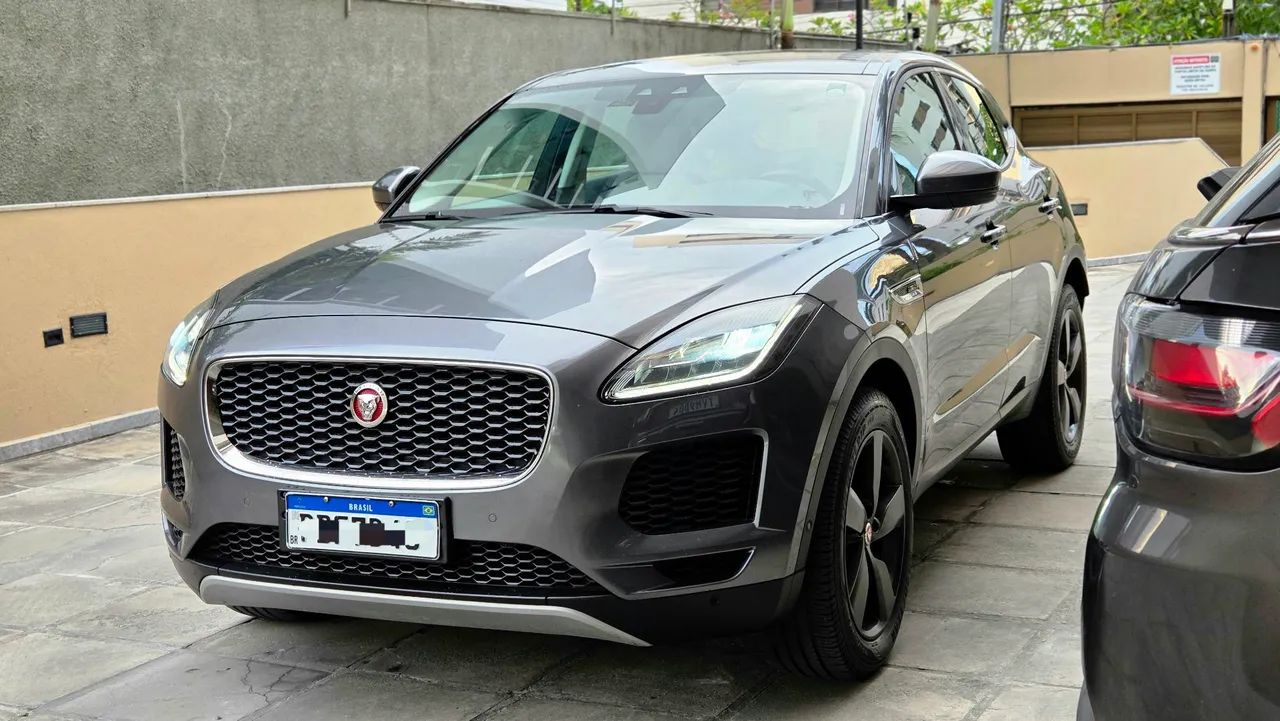 Jaguar E-Pace 2.0 AWD 249cv Aut. 2018 - Foto 3