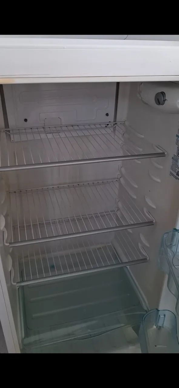 Geladeira ELETROLUX Super Freezer DC37 - Foto 4
