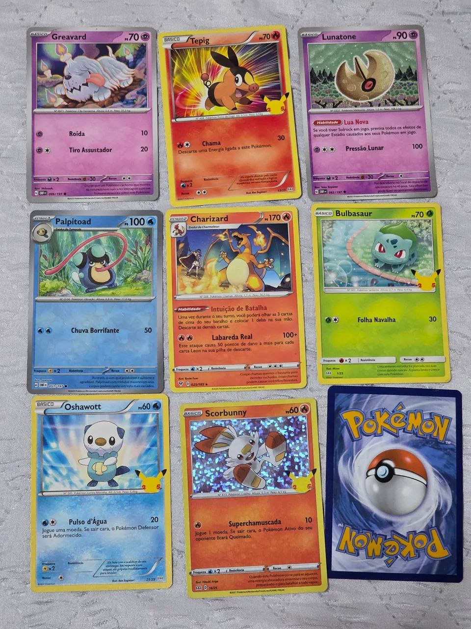 8 Cartas Pokémon oficiais 