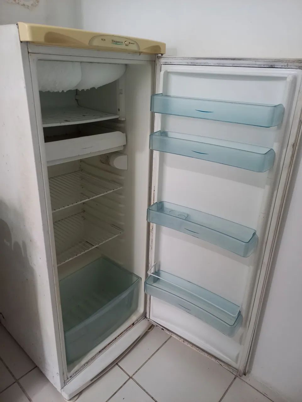 Vendo geladeira Continental - Foto 5