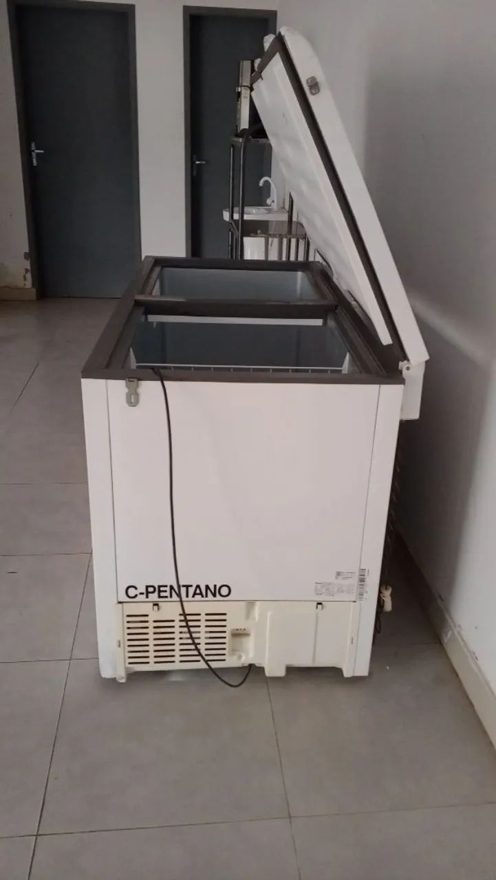 vendo freezer semi nova - Foto 3