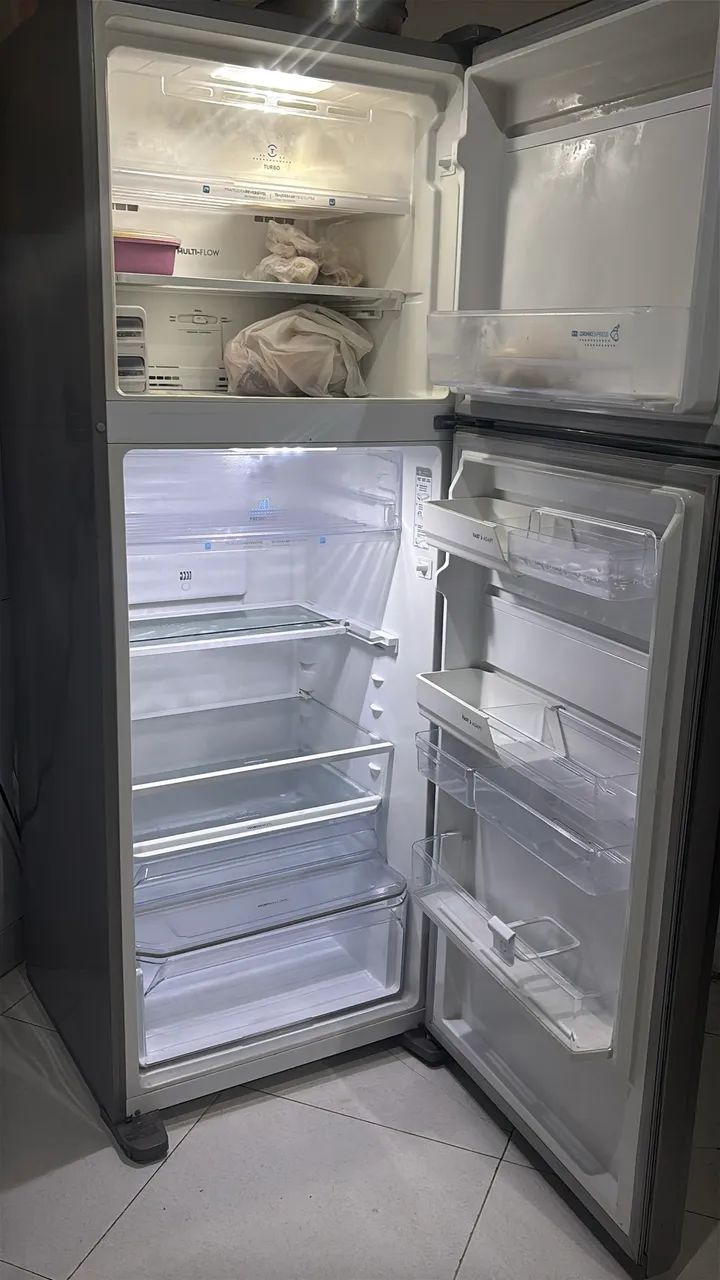 Geladeira Electrolux 470 litros  - Foto 3