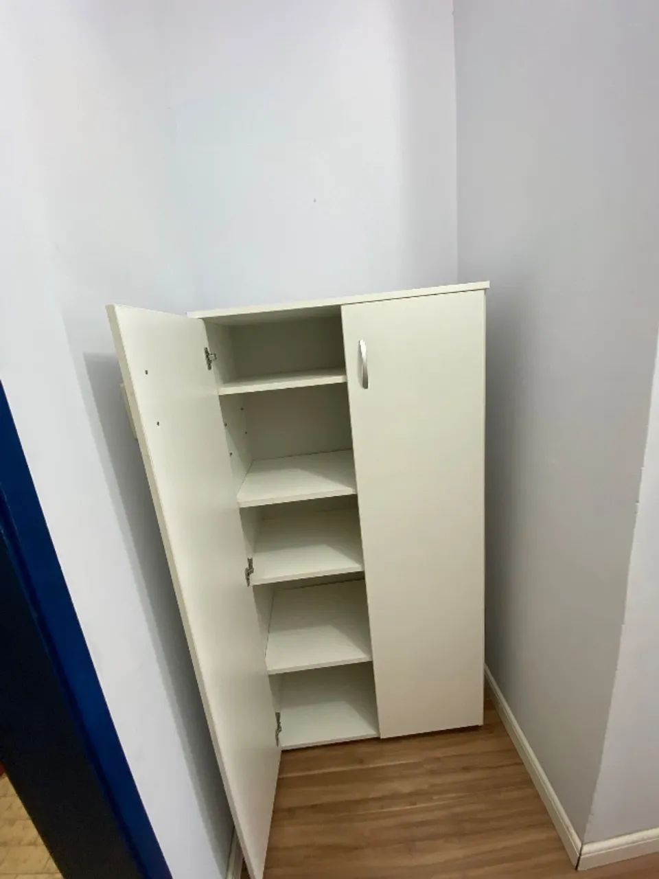 Aluga-se quarto e sala no centro direto com o proprietário - Foto 4