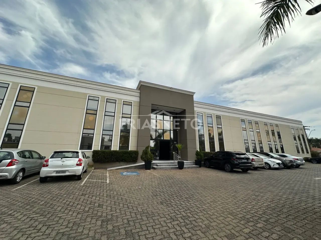 Sala comercial para locação e venda no condomínio Terras Center Office