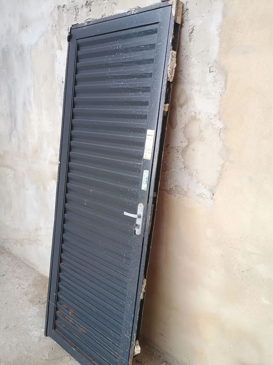 Porta ABRE PARA A ESQUERDA 200$ - Foto 3