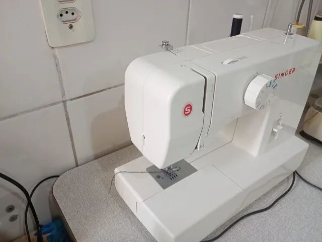 Máquina de costura 