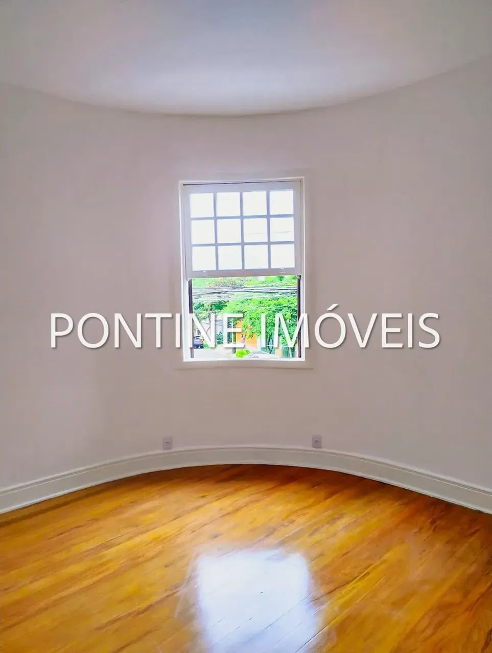 Casa à venda no Cambuci com 2 dormitórios e 70m² construída!