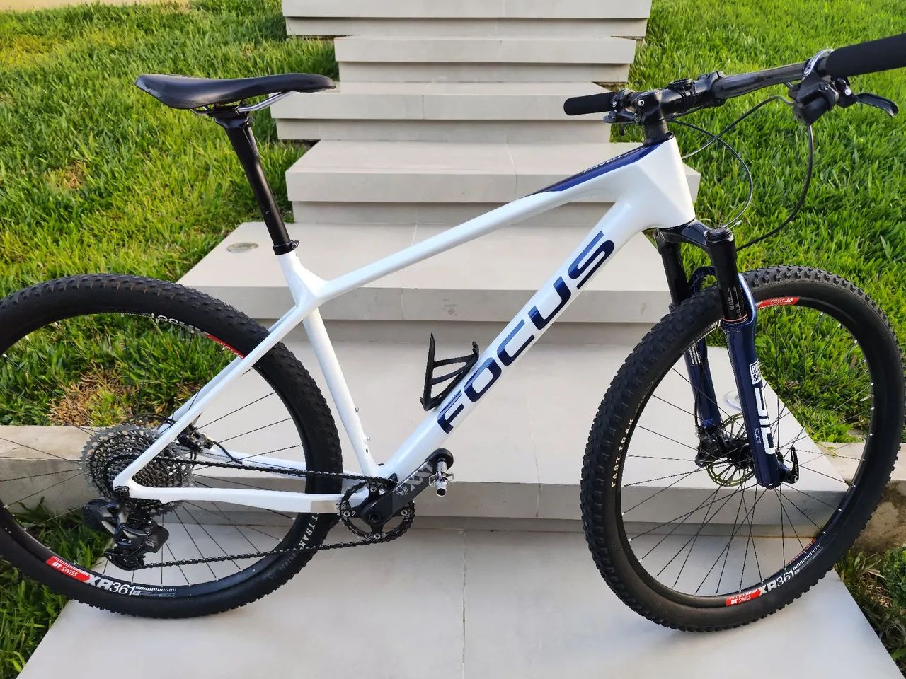 Bicicleta Focus Raven 