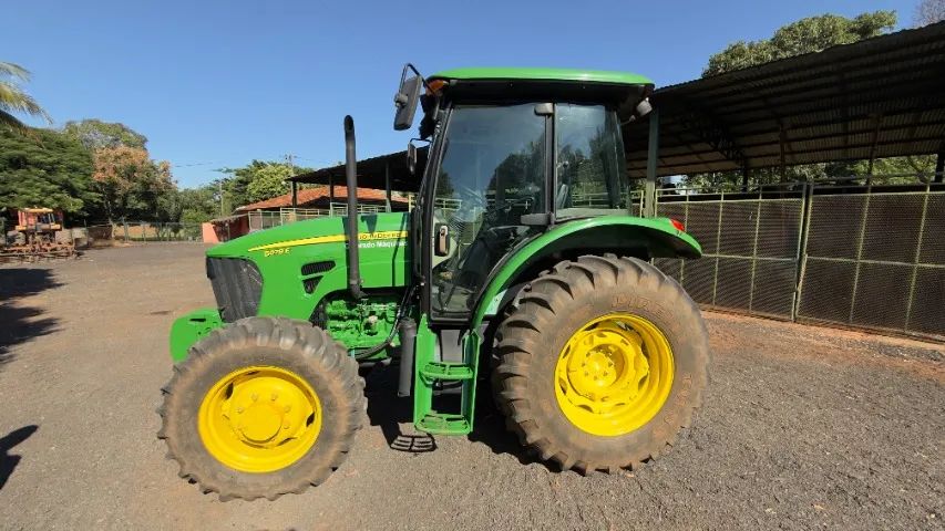 Trator John Deere 5078 E 4X4 2018 com apenas 772h - Foto 5