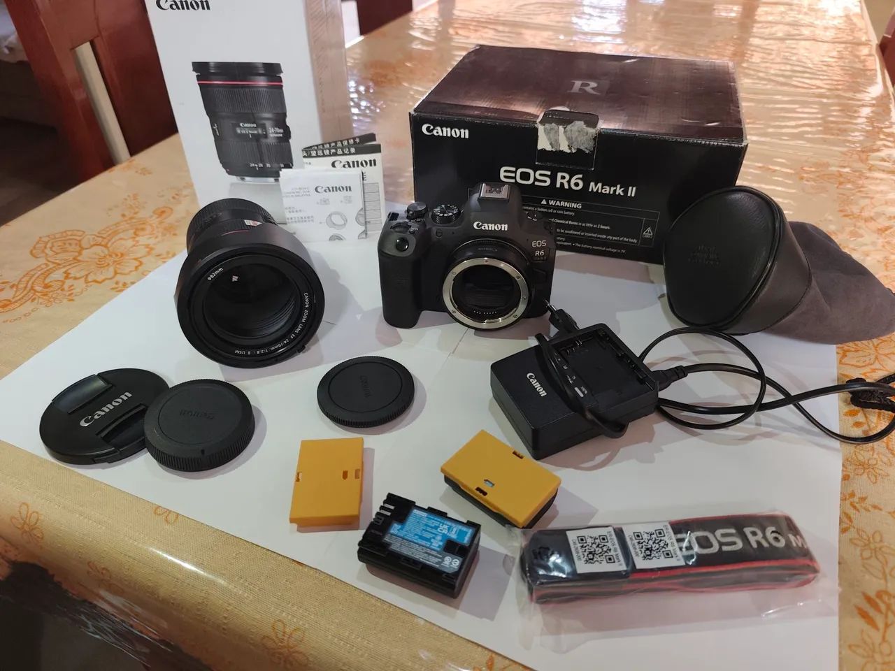 KIT Câmera Canon EOS R6 + Lente Canon EF 24-70mm + adaptador EF