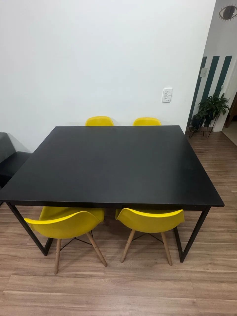 Mesa de Jantar com 4 cadeiras - Foto 3