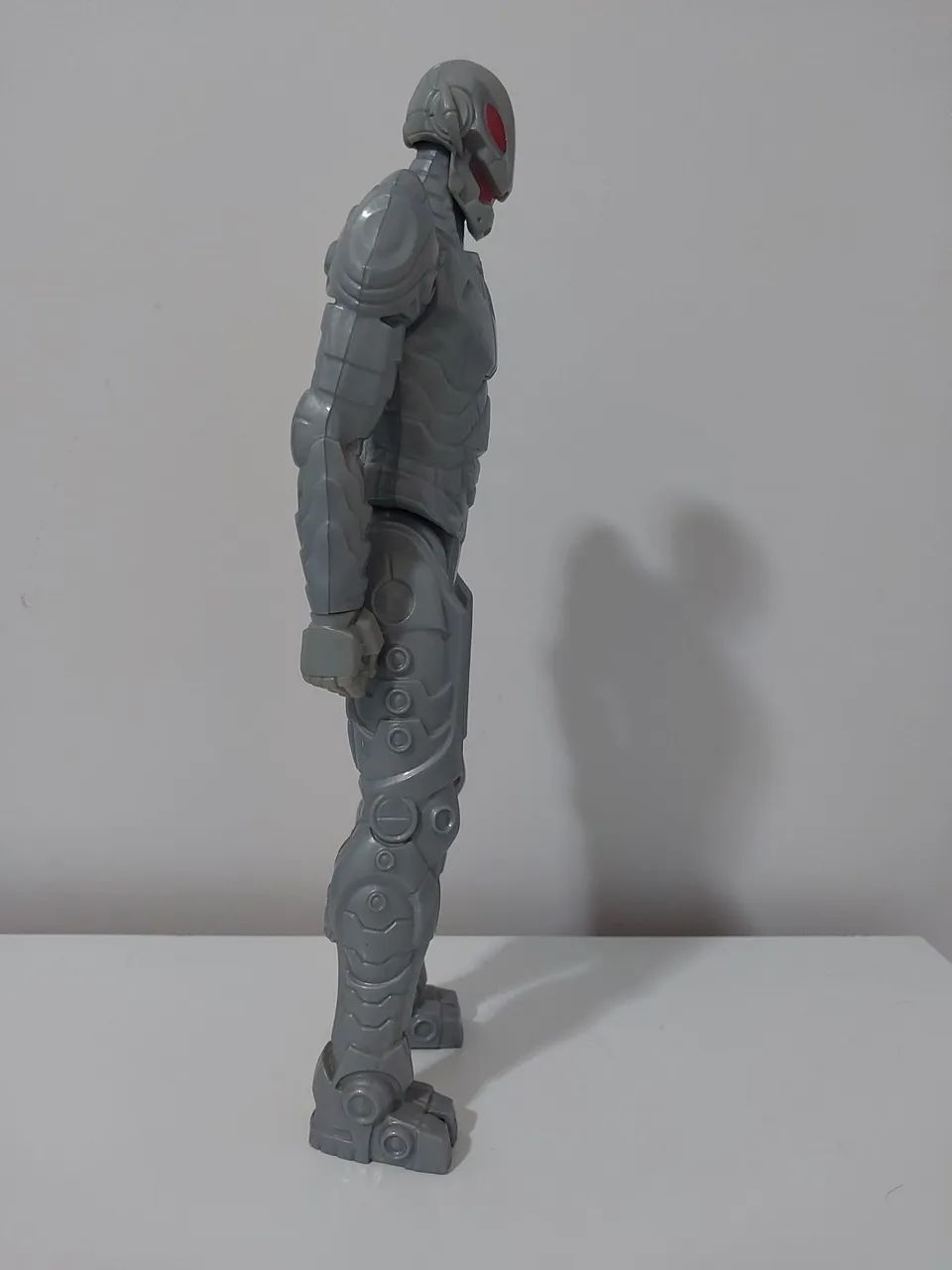 Boneco Ultron 30cm  - Foto 3