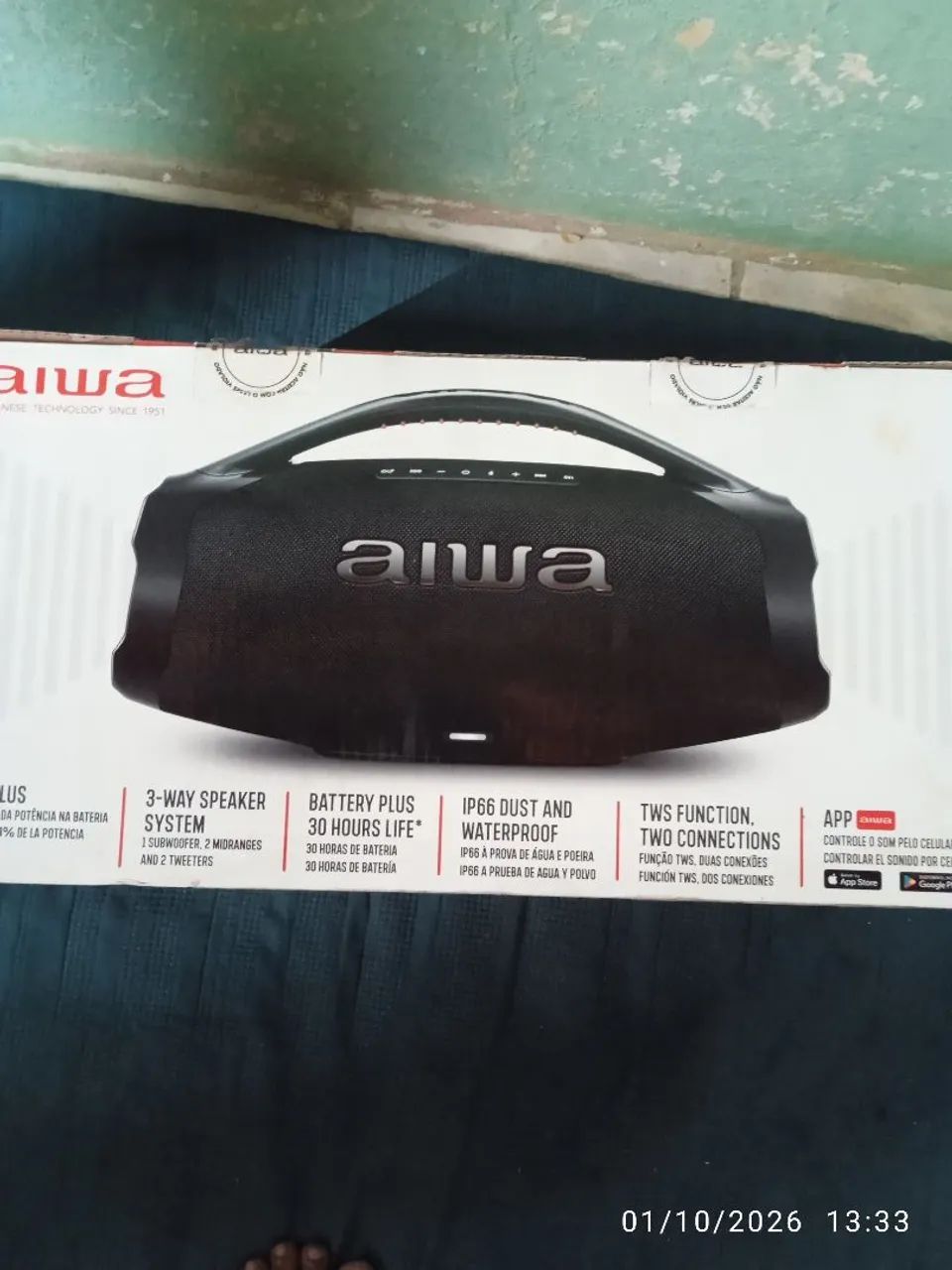 Vendo caixa de som aiwa 