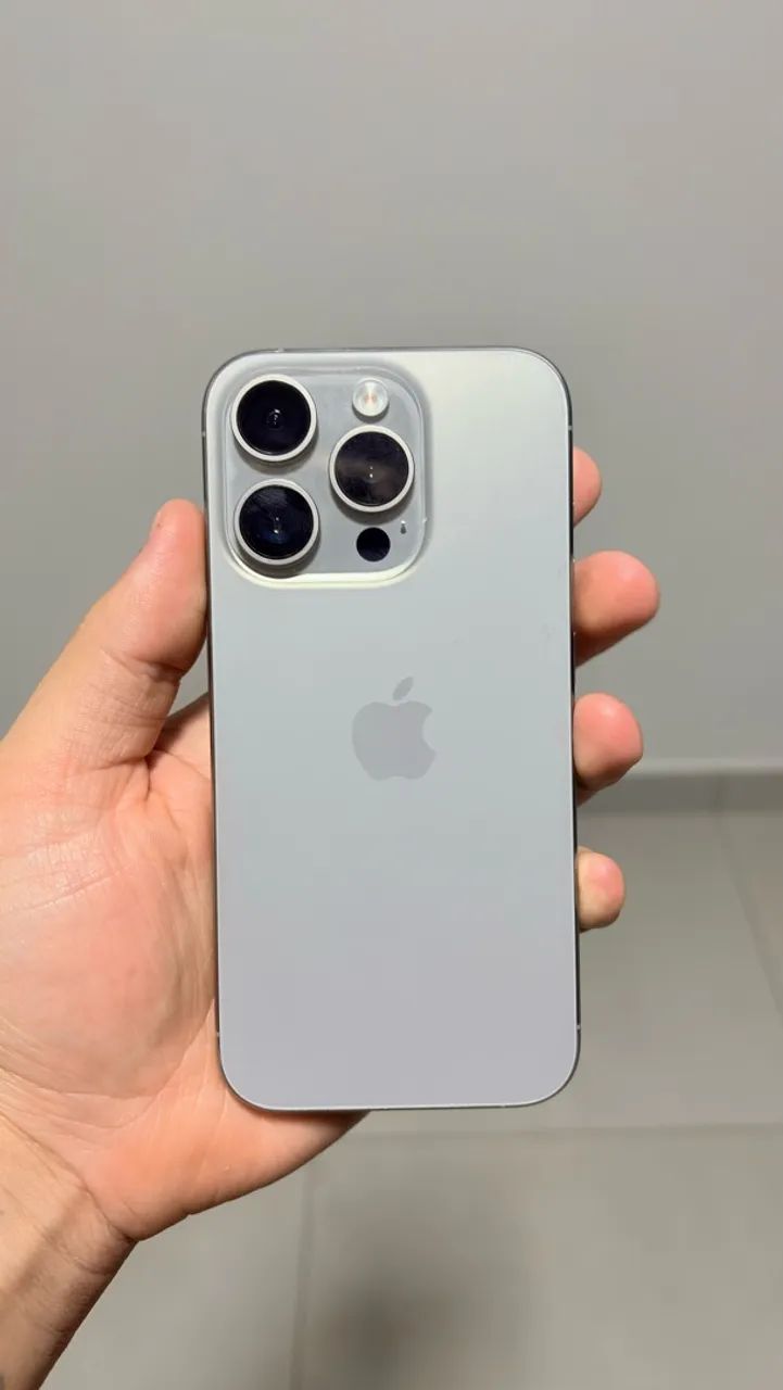 Iphone 15 pro Titânio