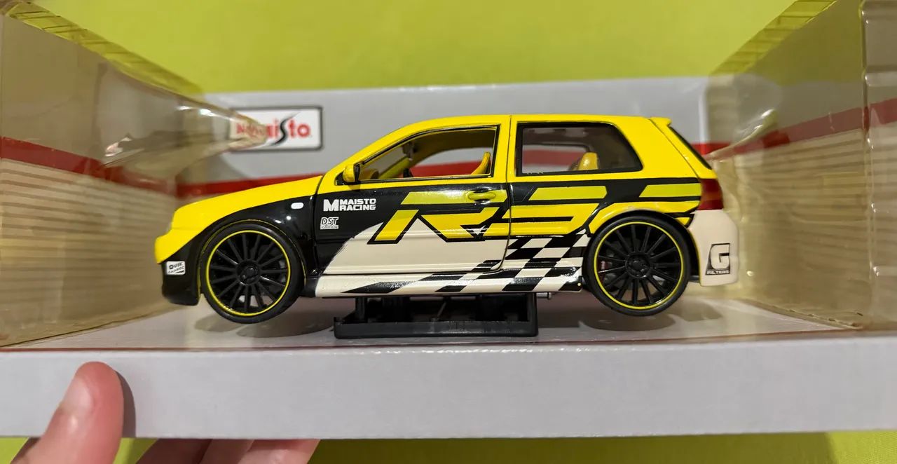 Miniatura Golf Sapão R32 escala 1/24 - Foto 2