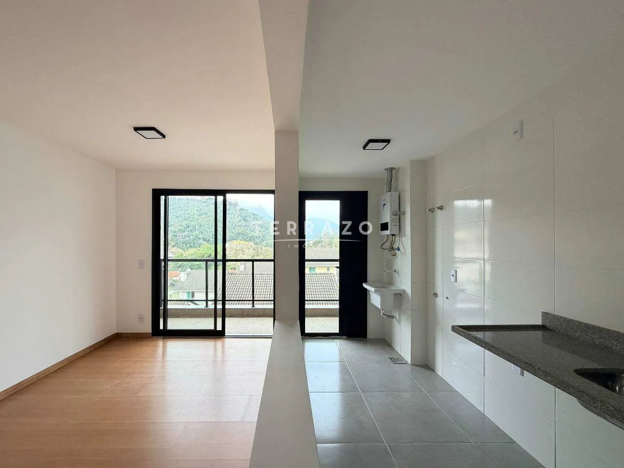 Apartamento 2 Quartos com Varanda em Teresópolis  Várzea/Ermitage - Foto 4