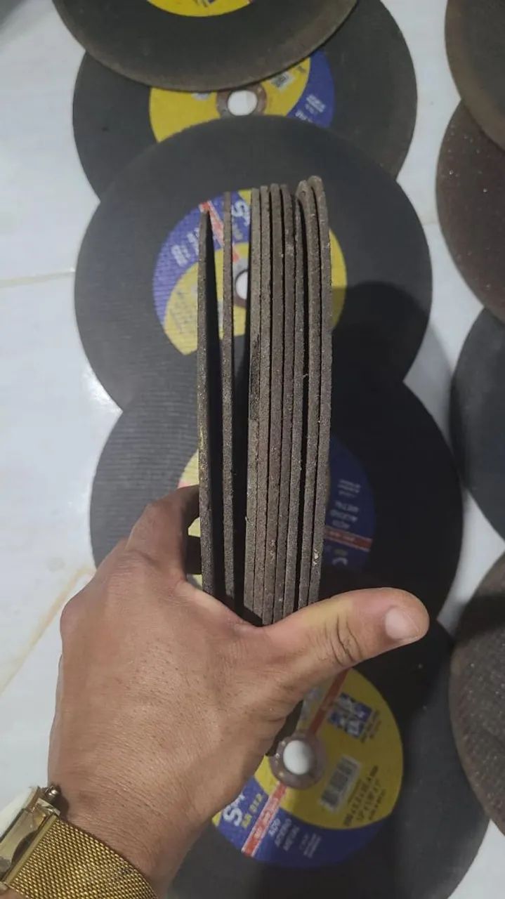 Serralheria tenho algumas objetos vendo separado ou juntos 