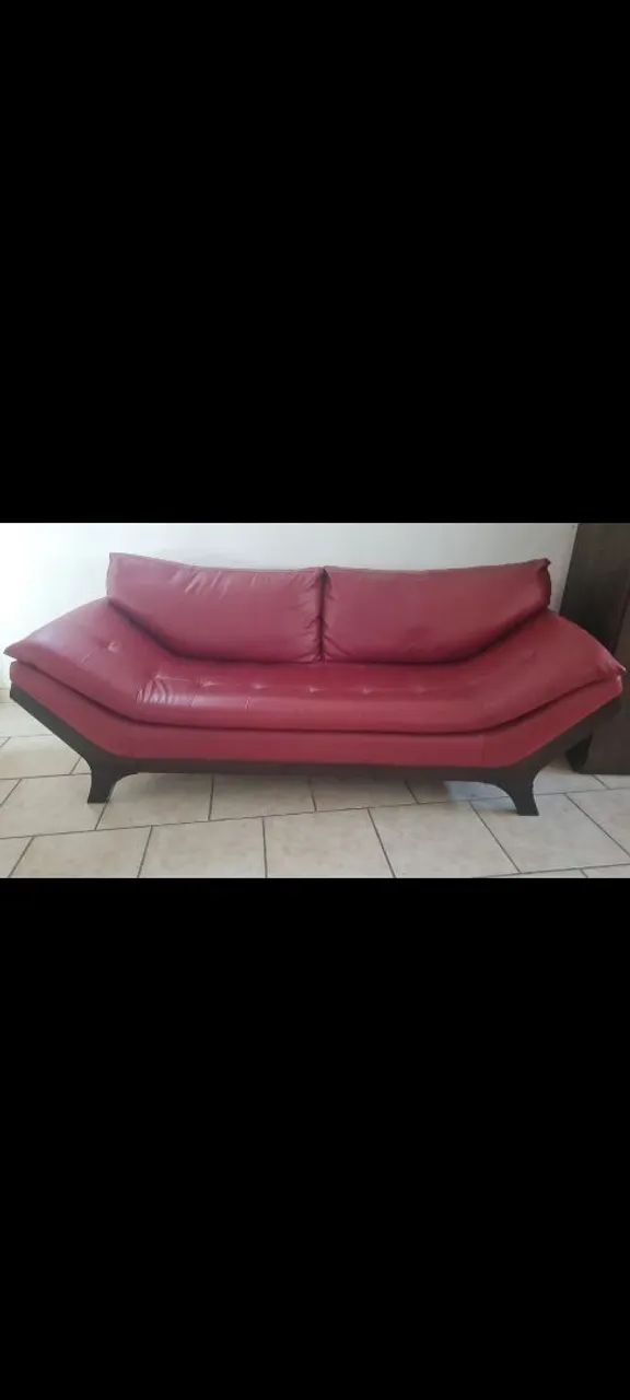 Maravilhoso e sofisticado sofá vermelho469163578764840960