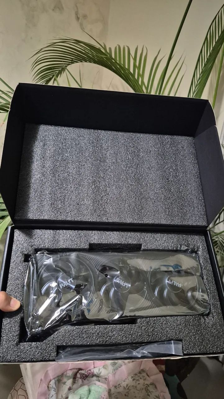 RTX 5070 Palit Infinity 3  - Foto 4