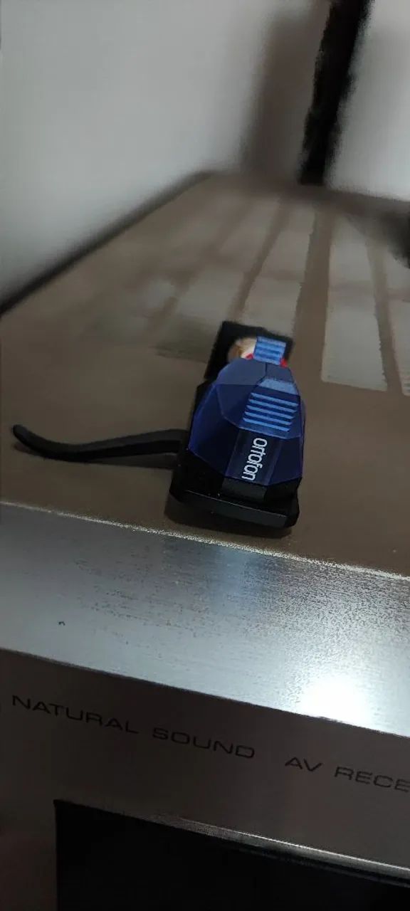 Cápsula Ortofon 2m blue pré montada em headshell sh4 black - Foto 3