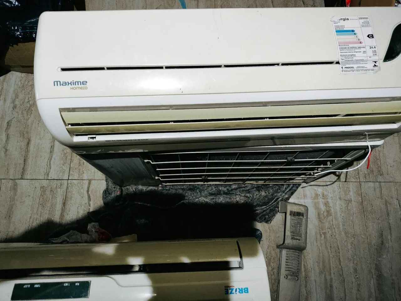 2 ar condicionado split Komeco 12.000 e 9.000 btus - Foto 5