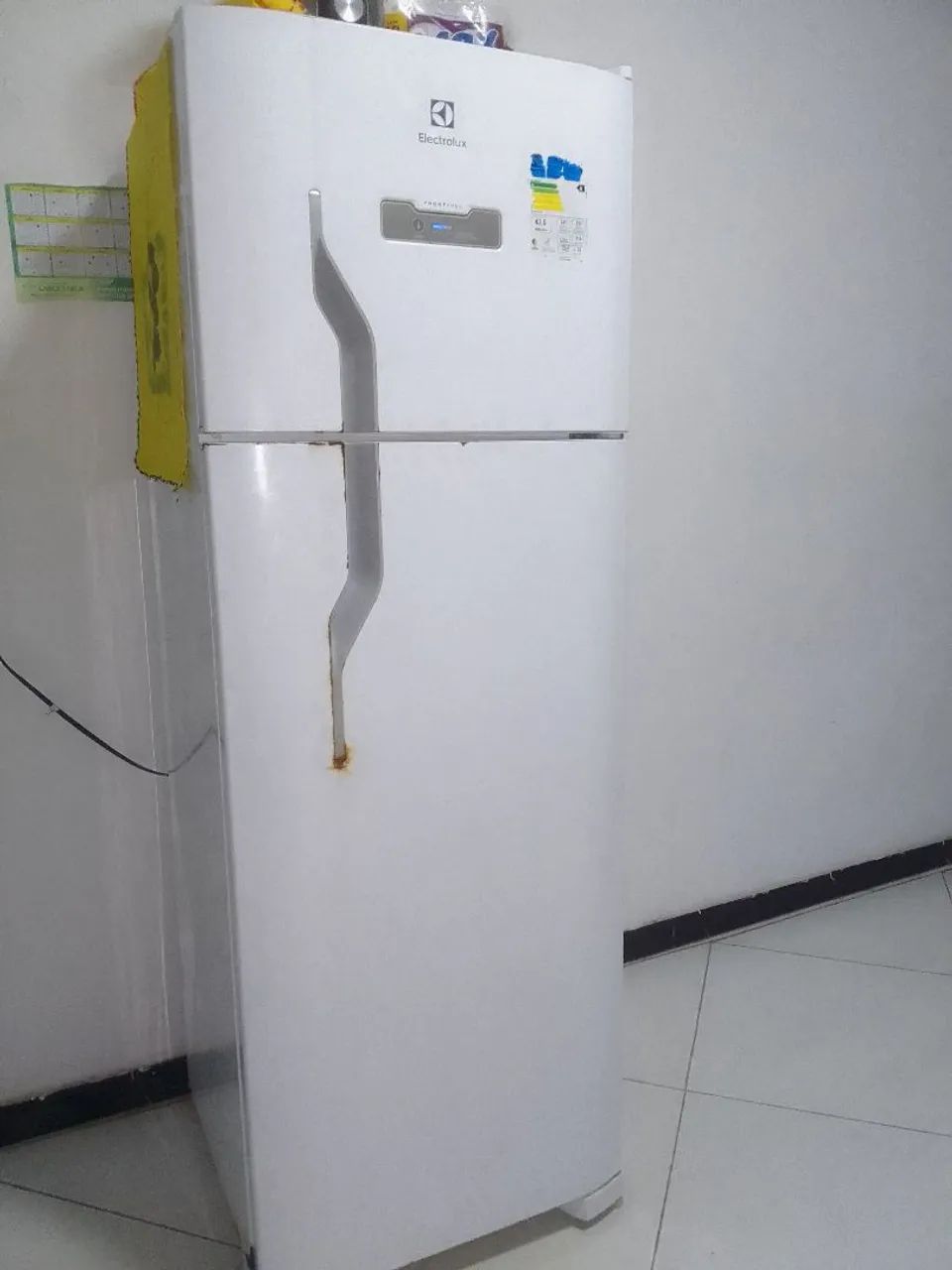Geladeira (Eletrolux)