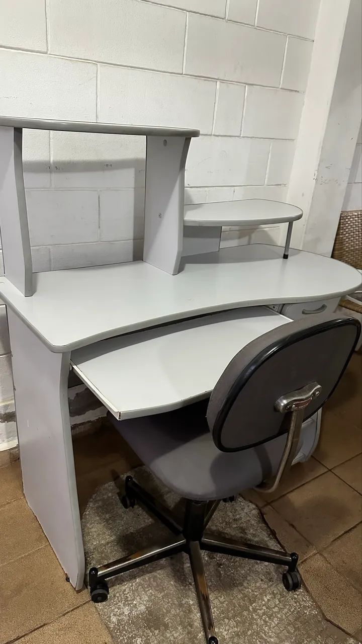 Mesa de Estudo - Foto 2