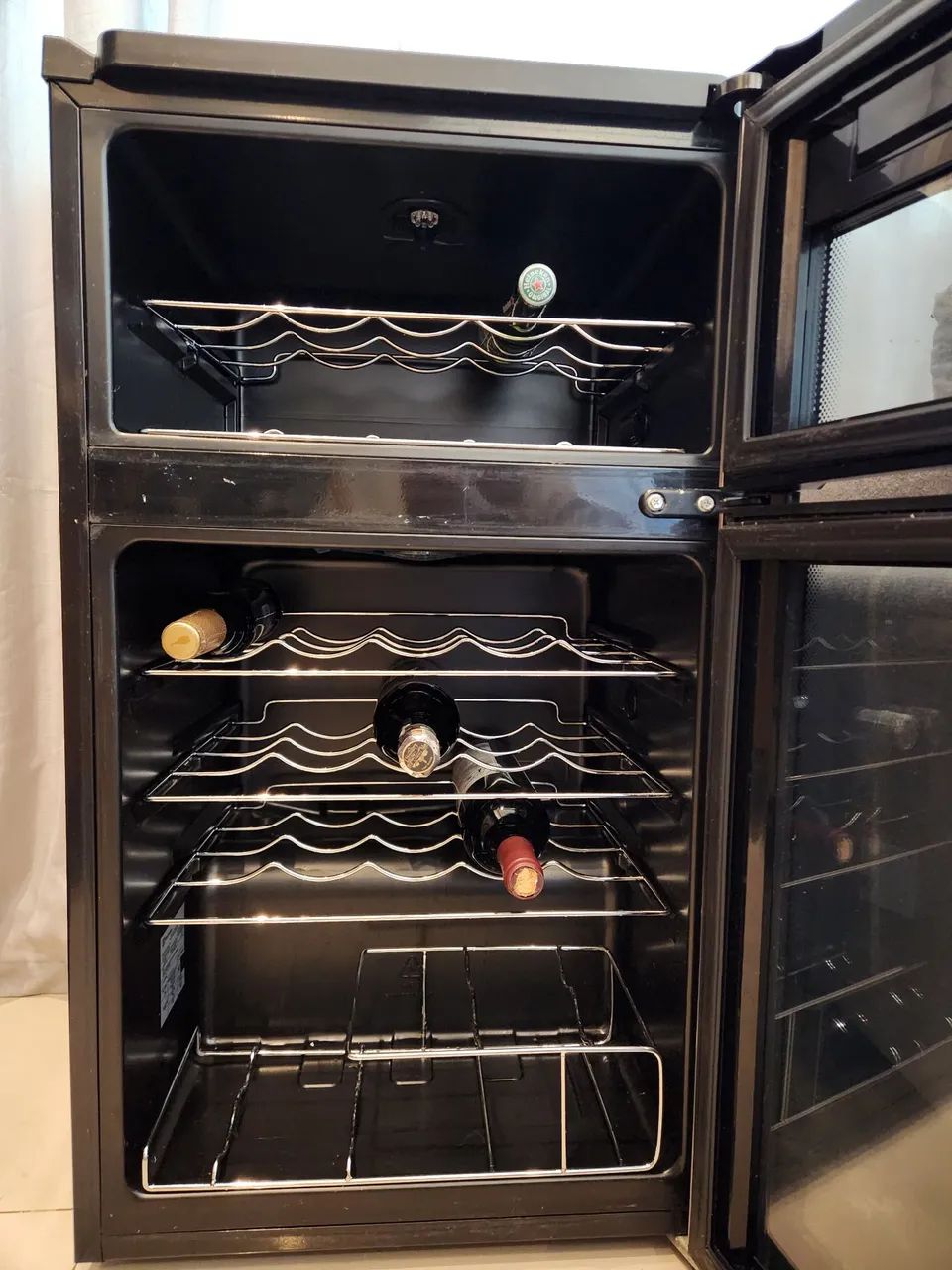 Adega Electrolux 29 Garrafas com Dual Zone - Foto 3