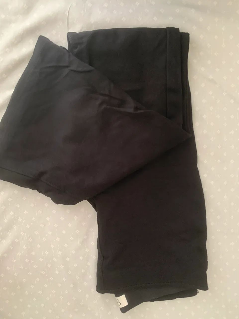 Calça preta feminina tamanho m - Foto 2